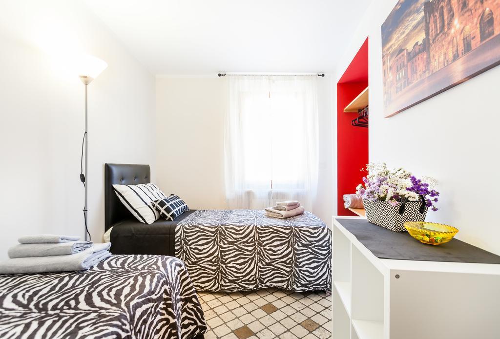 Suite Al Vecchio Castello เวโรนา ภายนอก รูปภาพ