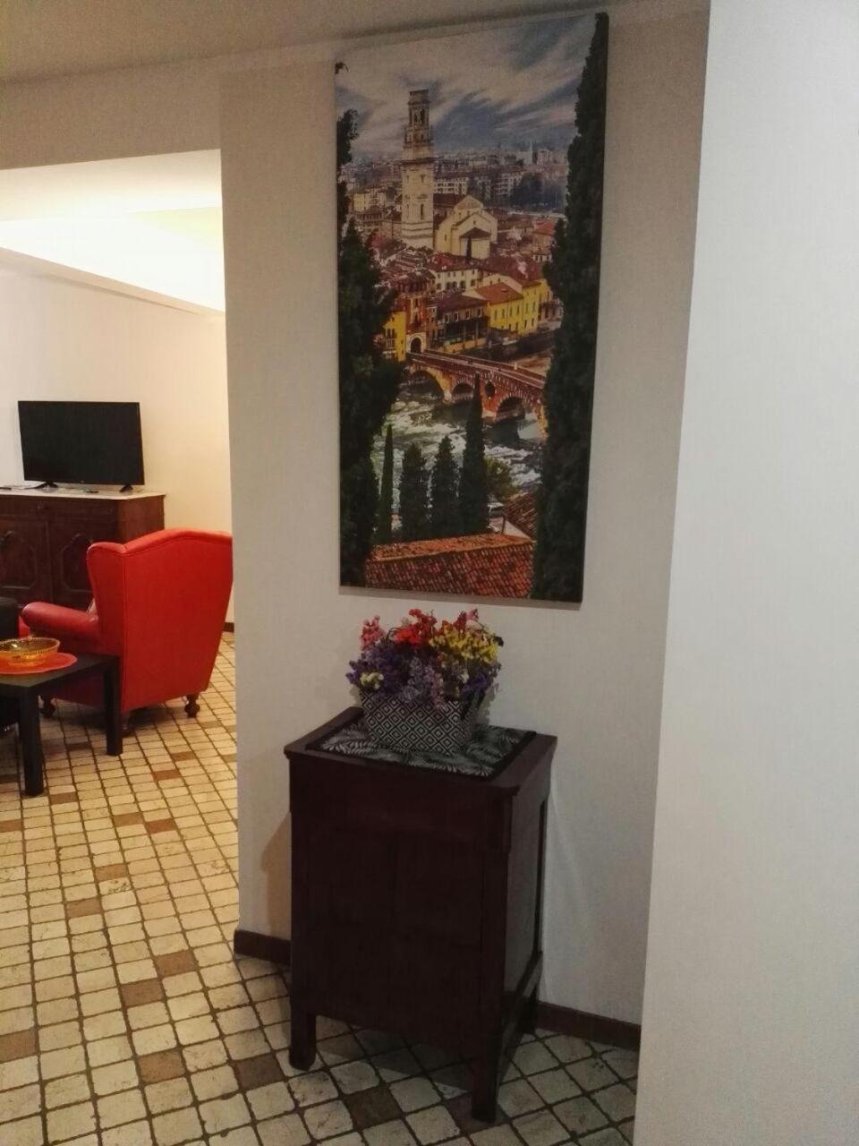 Suite Al Vecchio Castello เวโรนา ภายนอก รูปภาพ